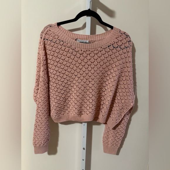 stradivarius Sweaters - Stradivarius Blush Pink Crochet Sweater